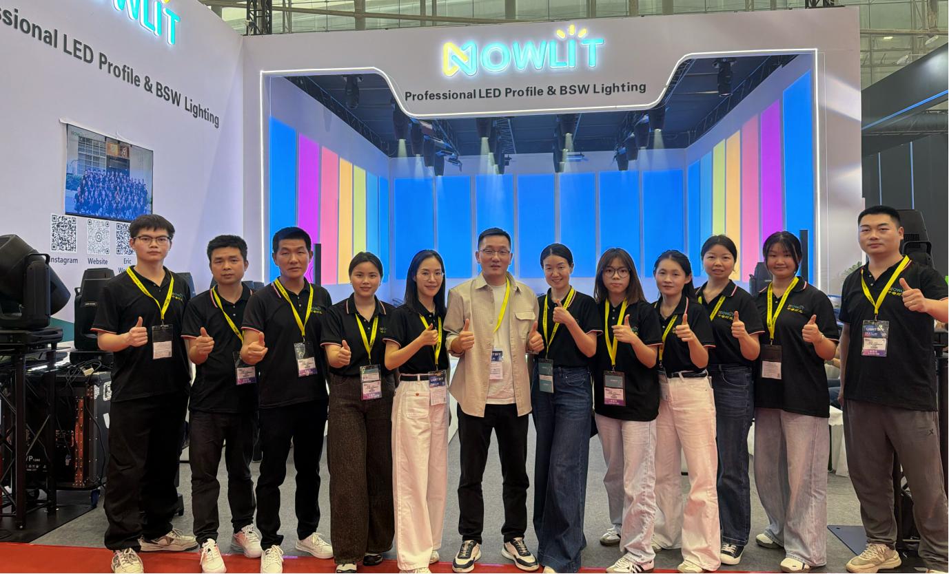 NOWLIT na GETshow 2026 | O VKN VP1200 lidera uma impressionante demonstração de iluminação com público massivo